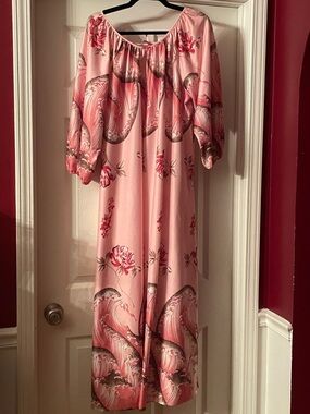 Vintage Pink Floral Wave-Print Maxi Dress